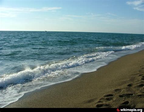 nuda in spiaggia|NATURIST FKK BEACH in ITALY! Spiaggia Naturista Nido del